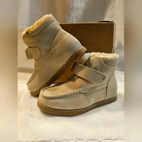 Bruno Marc Other - Bruno Marc light tan 12c fur girl boots
